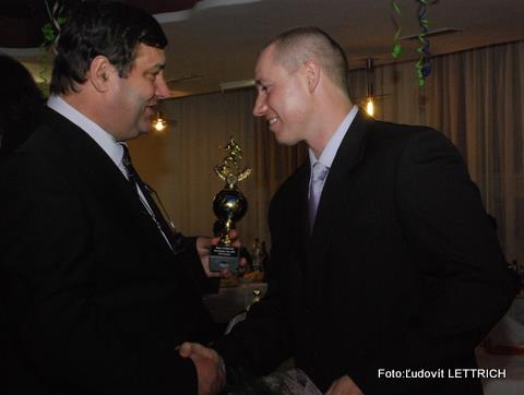 2012 - 01 Futbalov� jeden�stka roka 