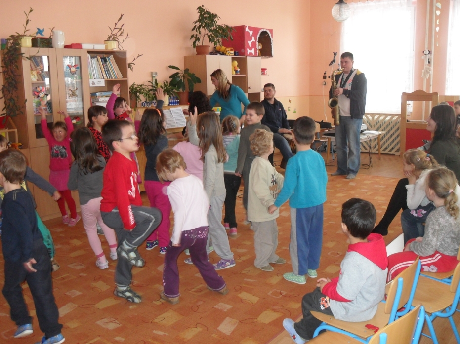 2014 - 02 Matersk� �kola Fa�iangy