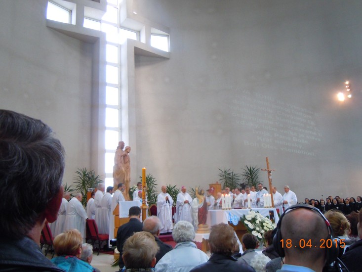 2015 - 04 Rodina Nepo�kvrnenej