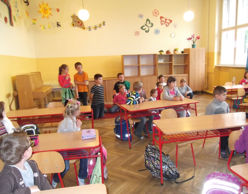 2015 - 06 N�v�teva pred�kol�kov v Z� F. Hru�ovsk�ho v Kl�tore p. Znievom