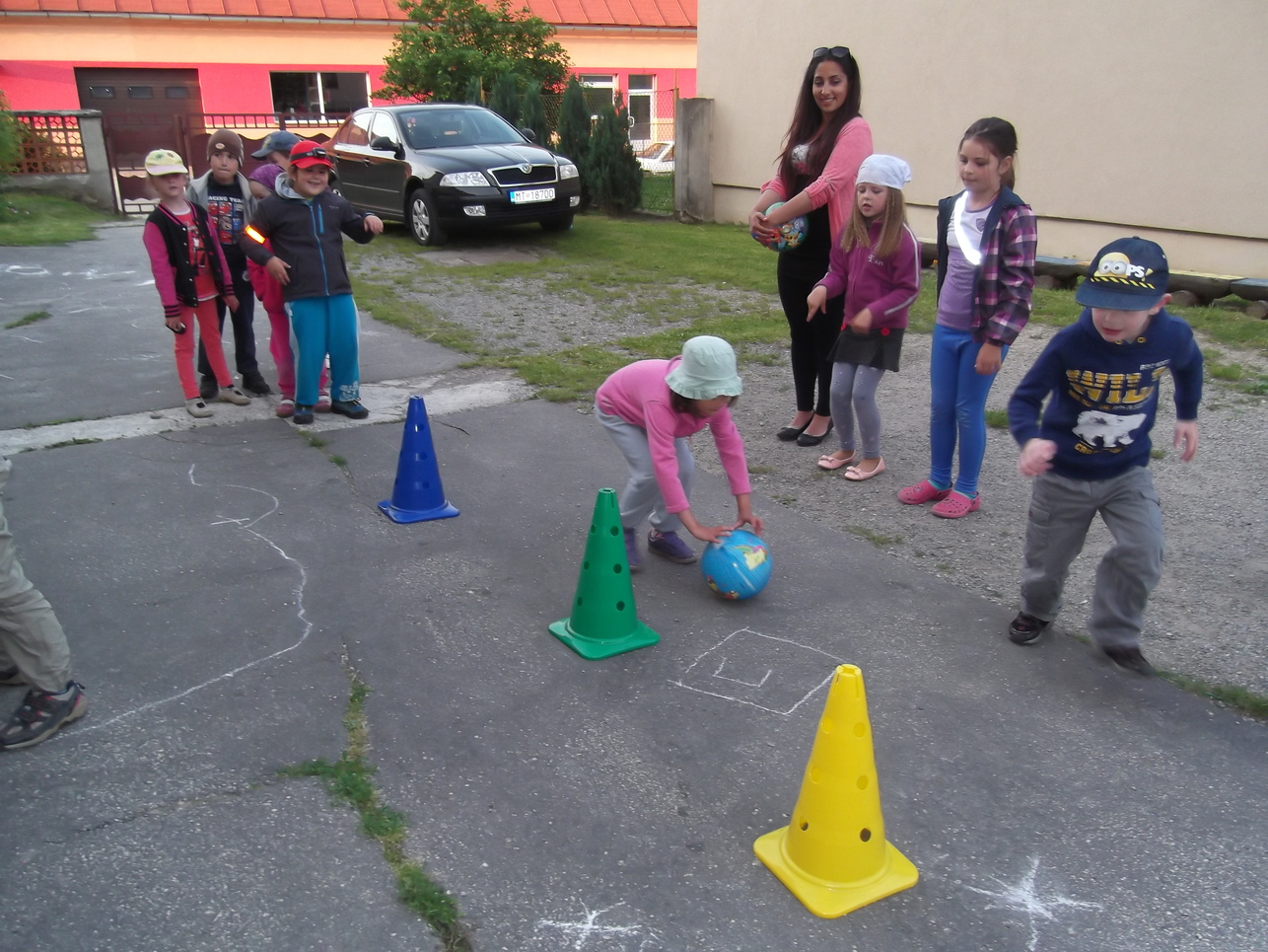 2015 - 06 Akcia pred�kol�kov - Noc v materskej �kole