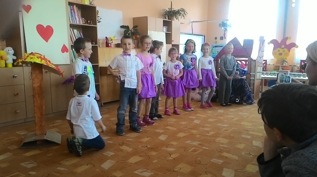 2016 - 06 Rozl��kov� besiedka pred�kol�kov s materskou �kolou