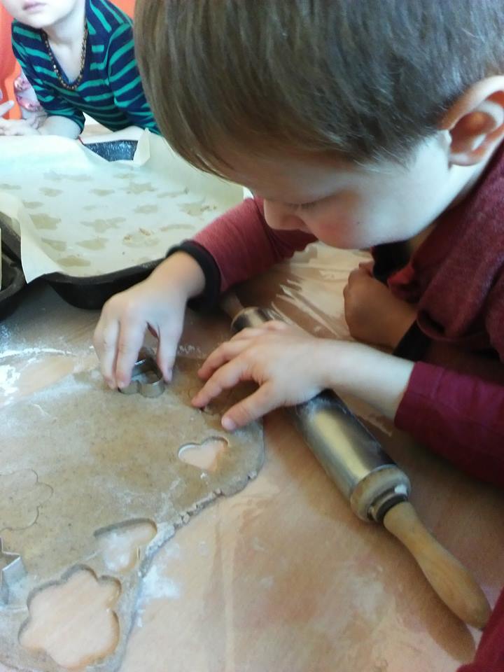 2016 - 12 Pe�enie medovn�kov