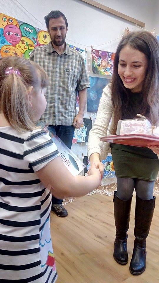 2017 - 03 Region�lna v�tvarna s��a�  Vesm�r o�ami det�