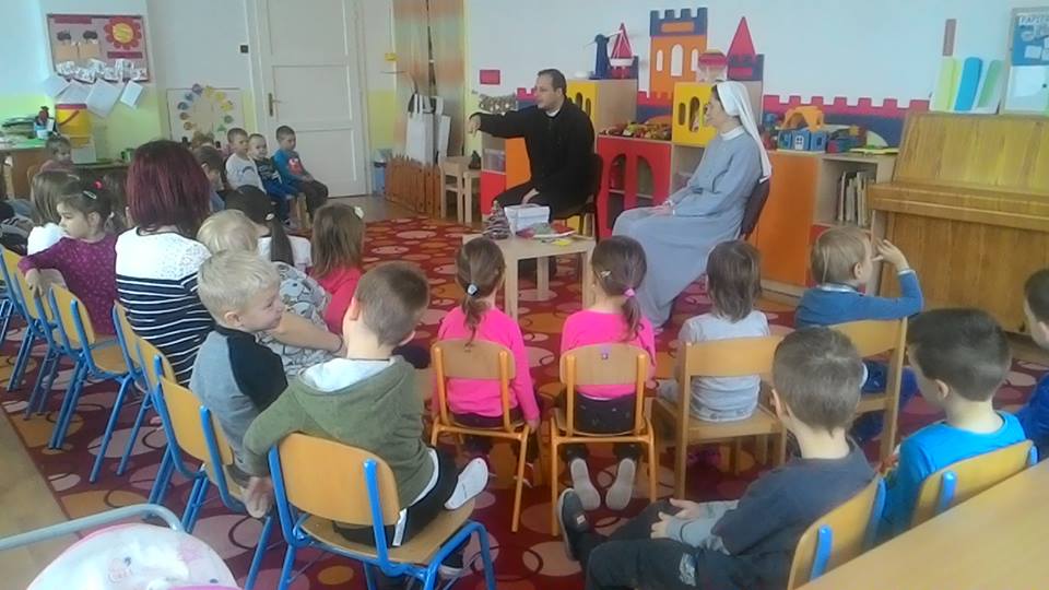 2017 - 12 Rozpr�vanie o kres�ansk�ch zvykoch a advente