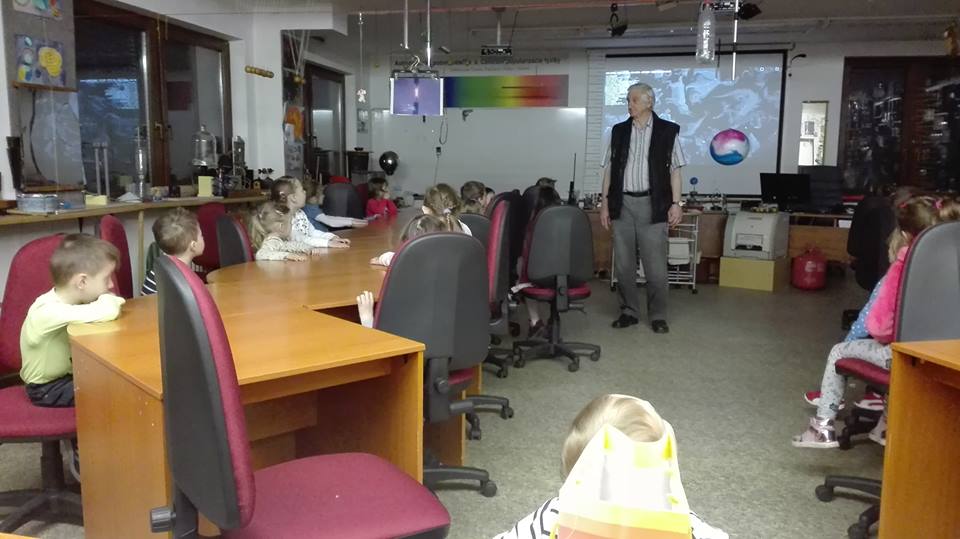 2018 - 04 Pozorovate��a M. R. �tef�nika v Martine